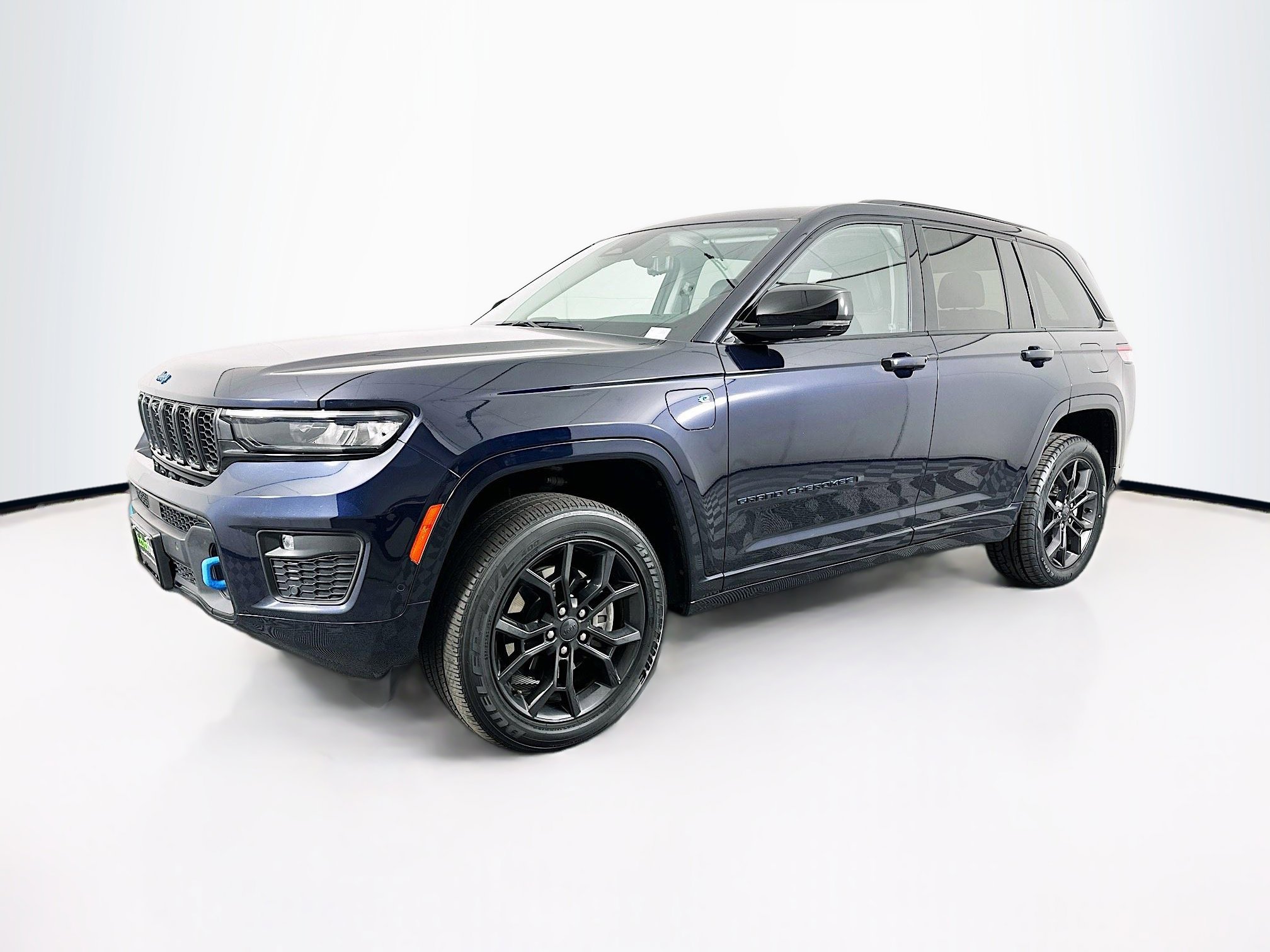 Used 2023 Jeep Grand Cherokee 30th Anniversary image 3