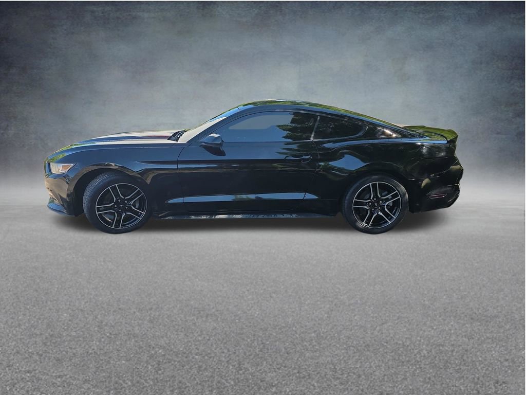 Used 2017 Ford Mustang Coupe RWD image 12