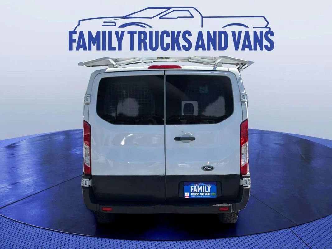 Used 2015 Ford Transit 250 130 Low Roof w/ Exterior Upgrade Package RWD image 3
