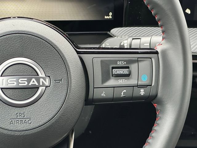 New 2025 Nissan Kicks SR image 29