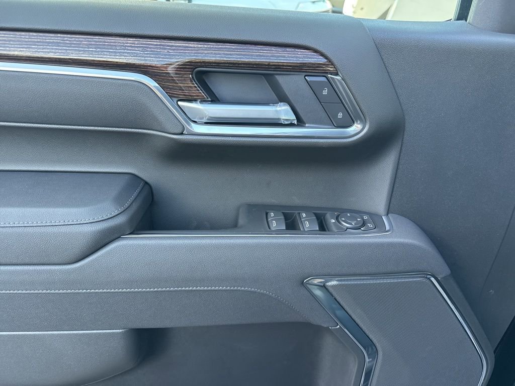 New 2026 GMC Sierra 1500 Elevation image 14