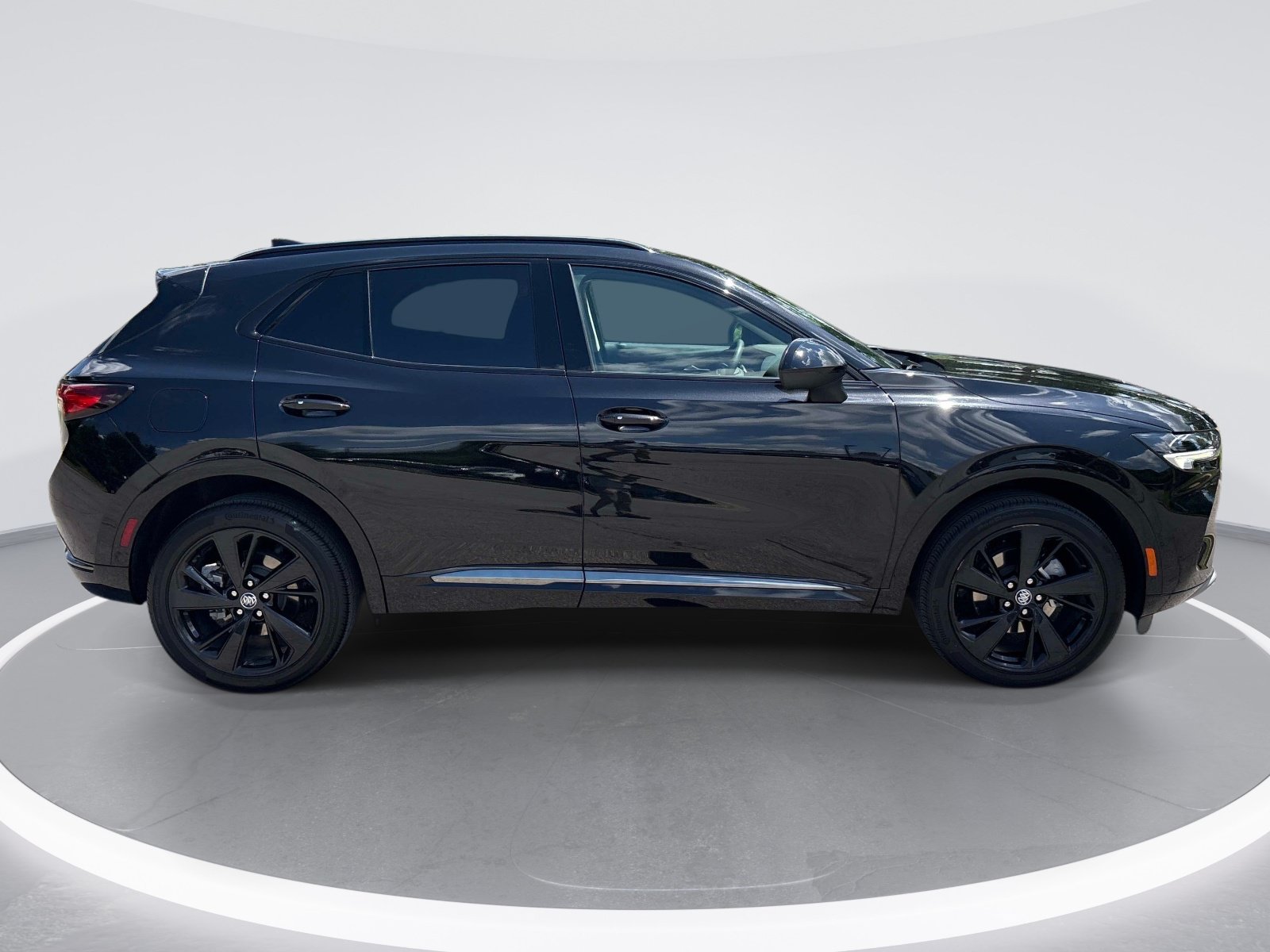 Used 2023 Buick Envision Essence w/ Sport Touring Package FWD image 9