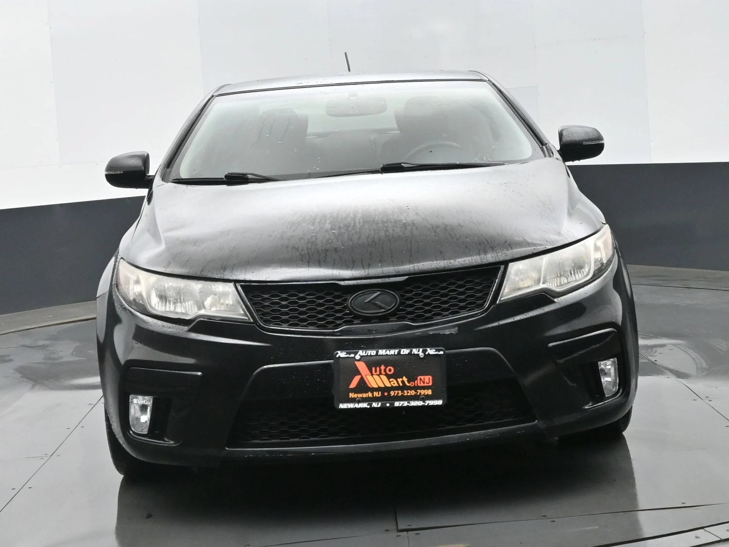 Used 2012 Kia Forte Koup SX w/ Leather Pkg FWD image 3