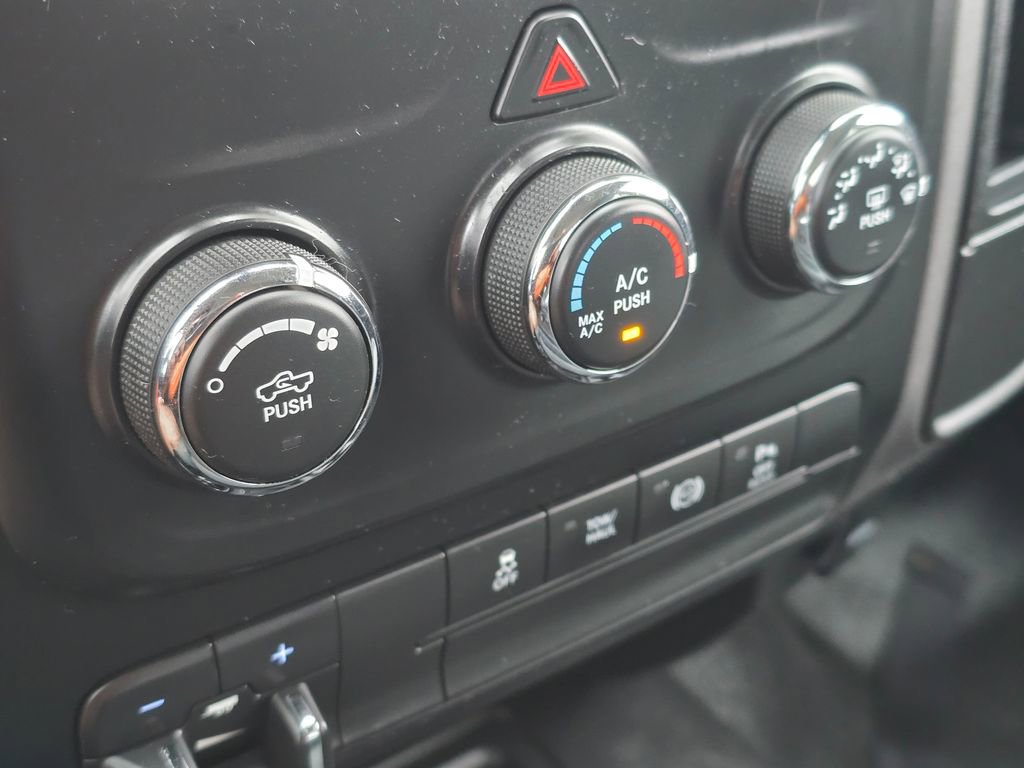 Used 2016 RAM 2500 Tradesman w/ Popular Equipment Group image 29