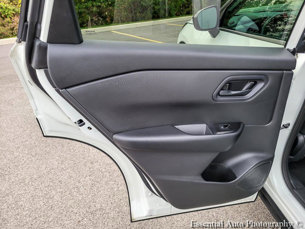 Used 2024 Nissan Rogue S FWD image 22