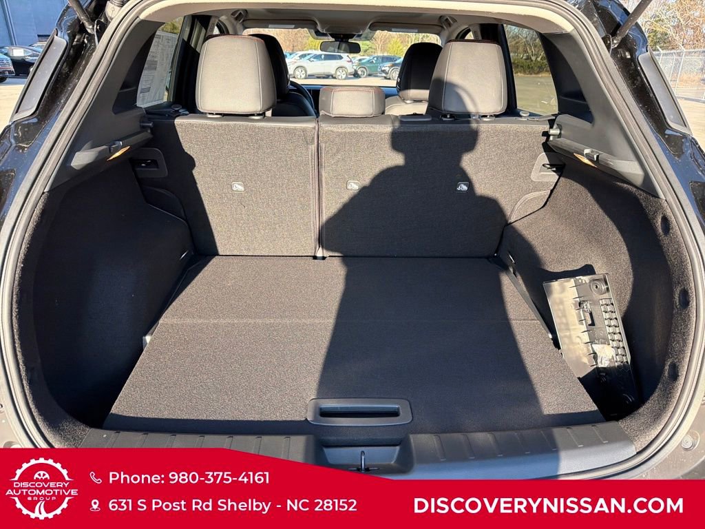 New 2026 Nissan Kicks SR w/ SR Premium Package FWD image 38