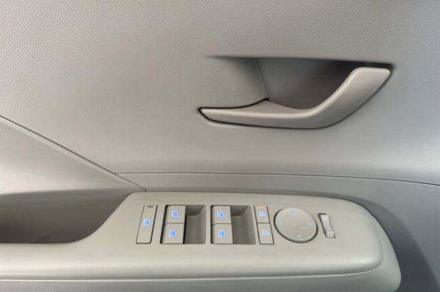 Certified 2026 Hyundai Kona SE image 11