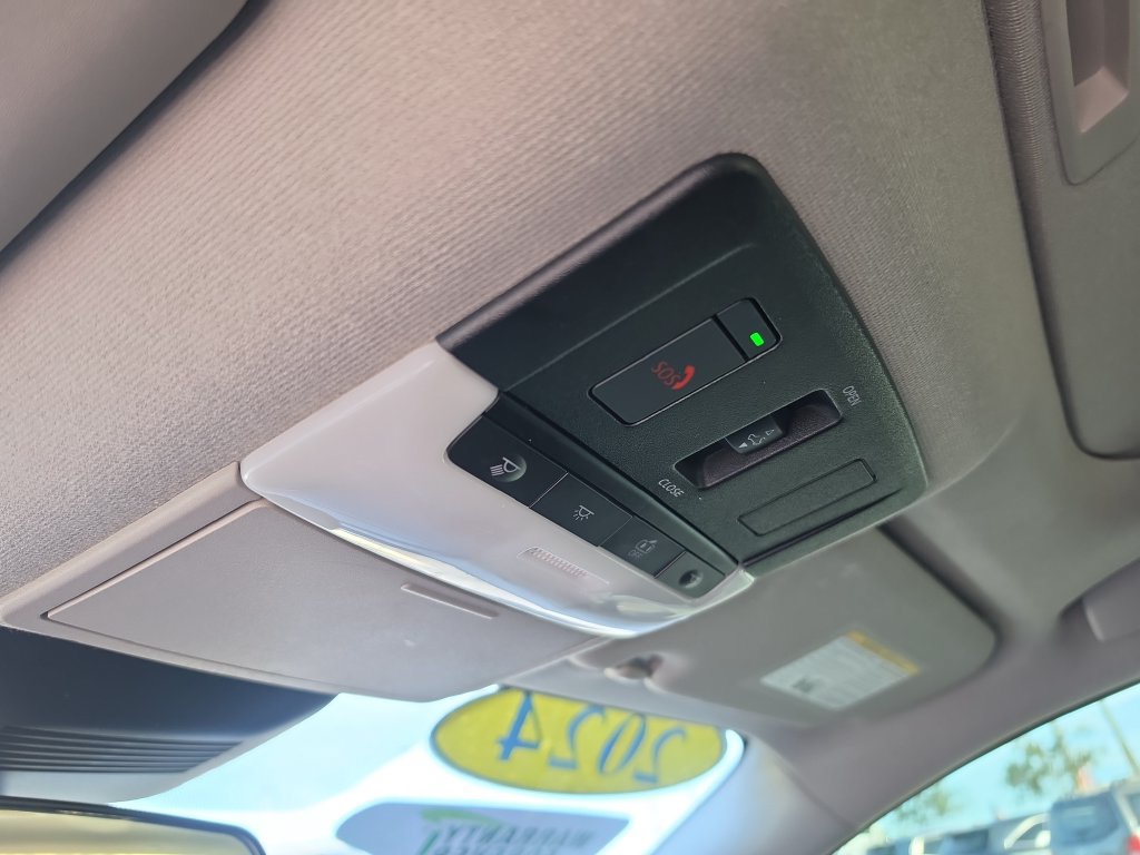 Used 2024 Nissan Sentra SR w/ SR Premium Package FWD image 30