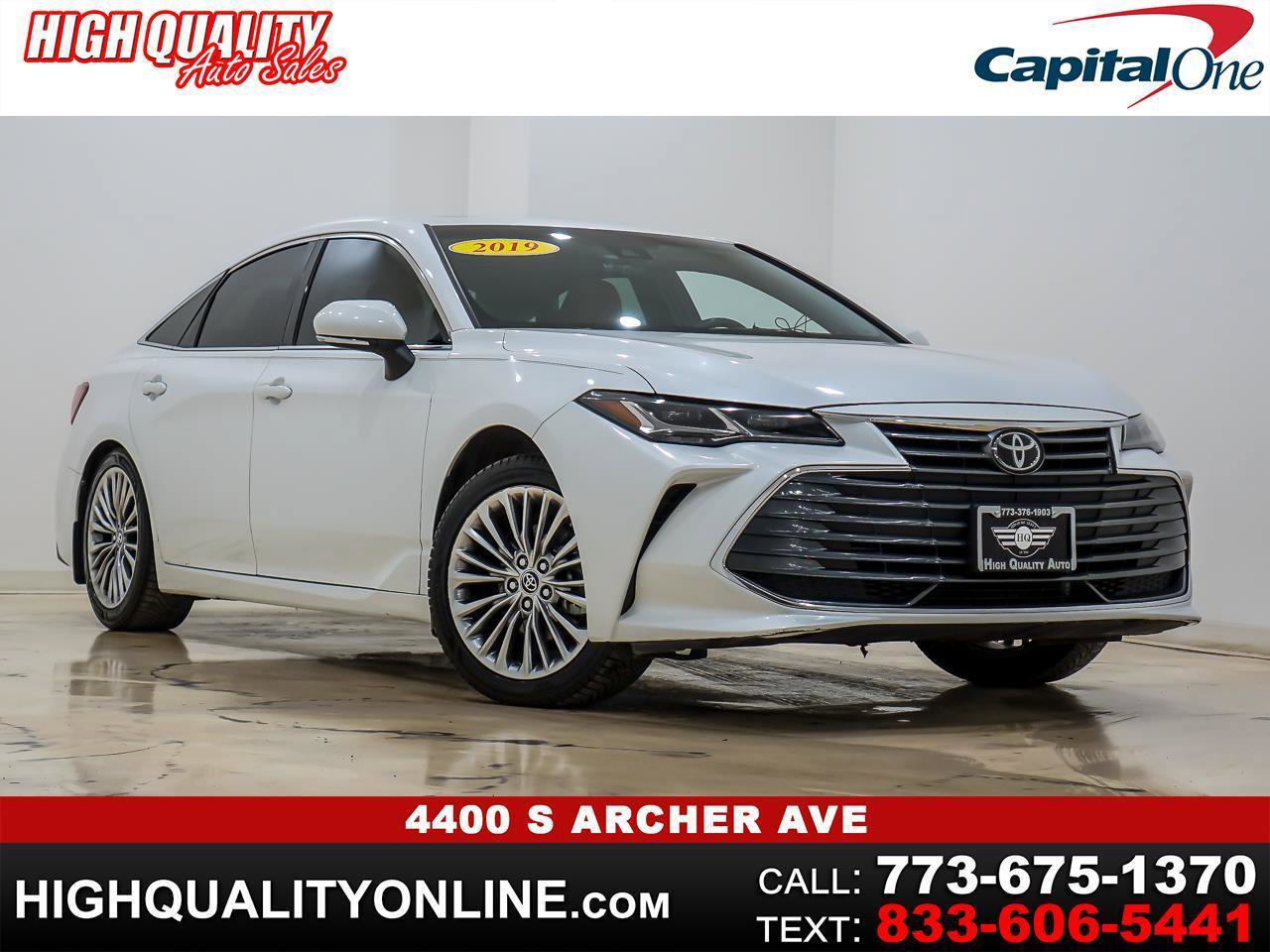 Used 2019 Toyota Avalon Limited image 1