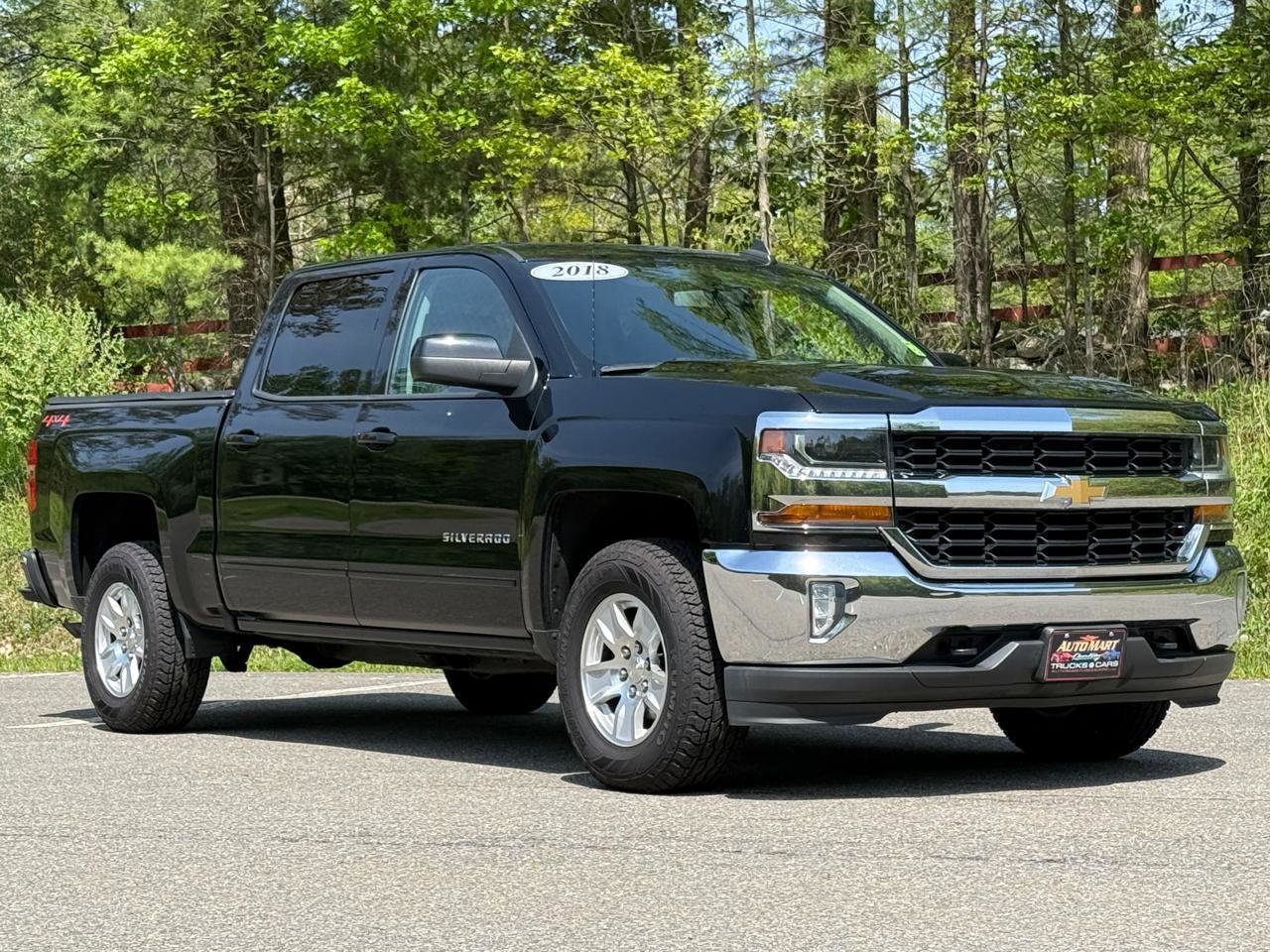 Used 2018 Chevrolet Silverado 1500 LT w/ All Star Edition AWD/4WD image 5