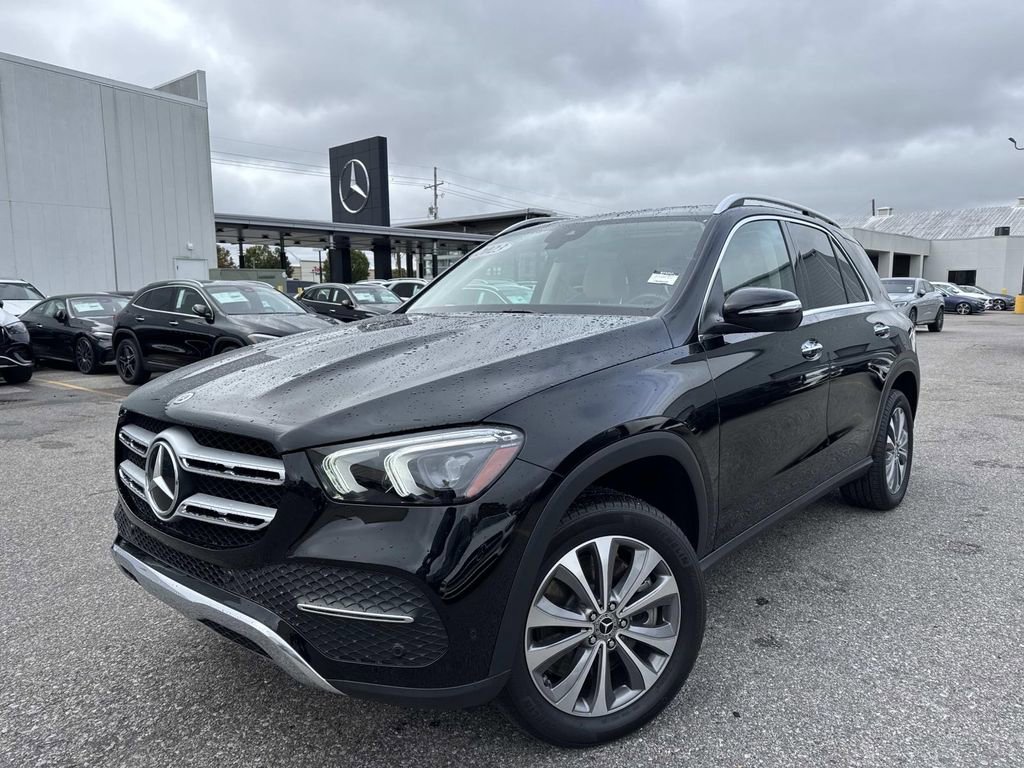 Used 2023 Mercedes-Benz GLE 450 4MATIC image 3