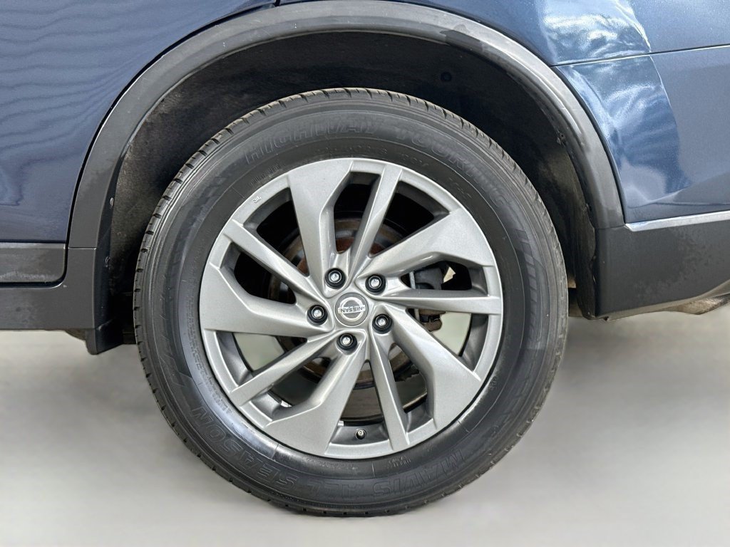 Used 2016 Nissan Rogue SL w/ SL Premium Package AWD/4WD image 36