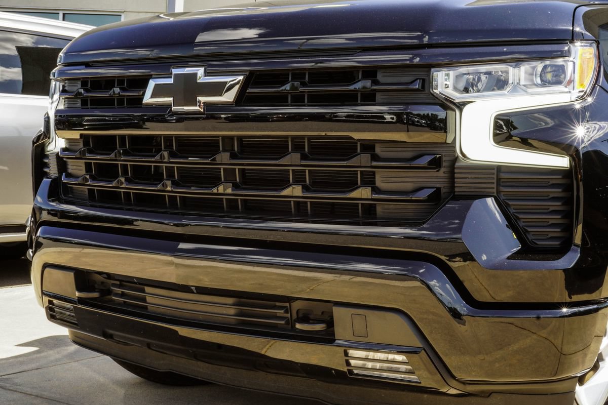 Used 2024 Chevrolet Silverado 1500 RST w/ All Star Edition Plus AWD/4WD image 2