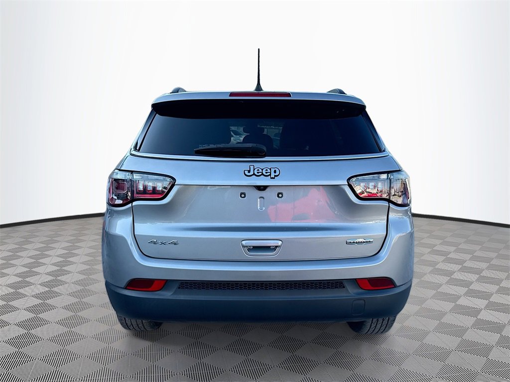 Used 2023 Jeep Compass Latitude image 7