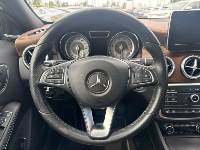 Used 2017 Mercedes-Benz GLA 250 4MATIC image 23
