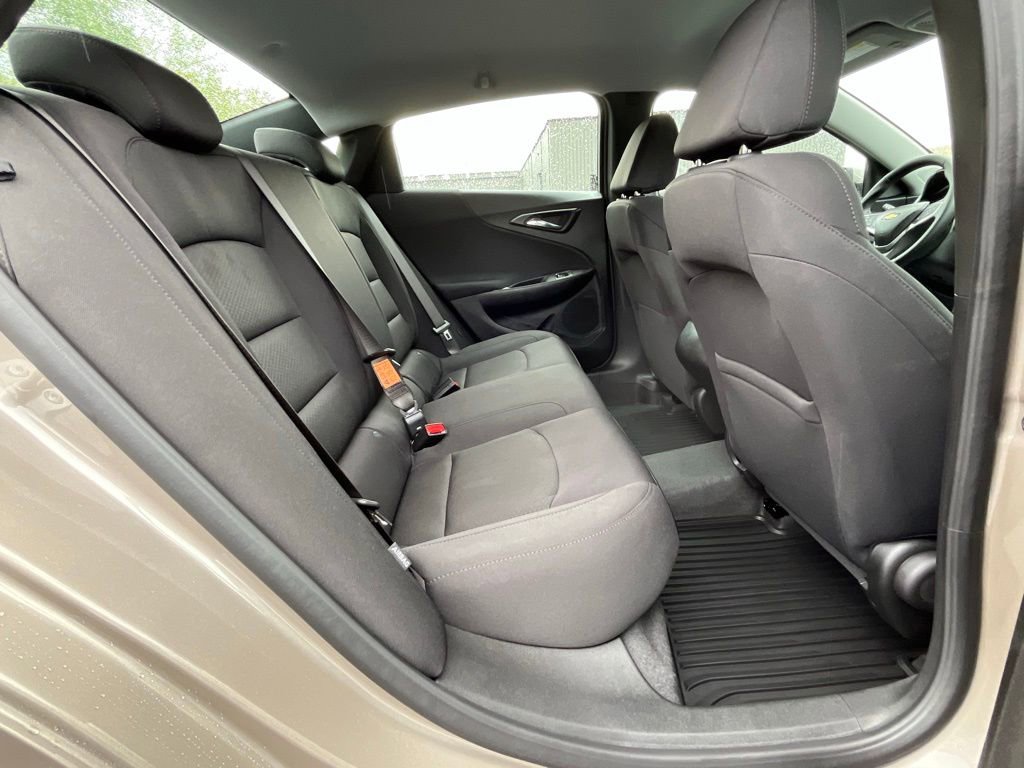 Certified 2025 Chevrolet Malibu RS image 21