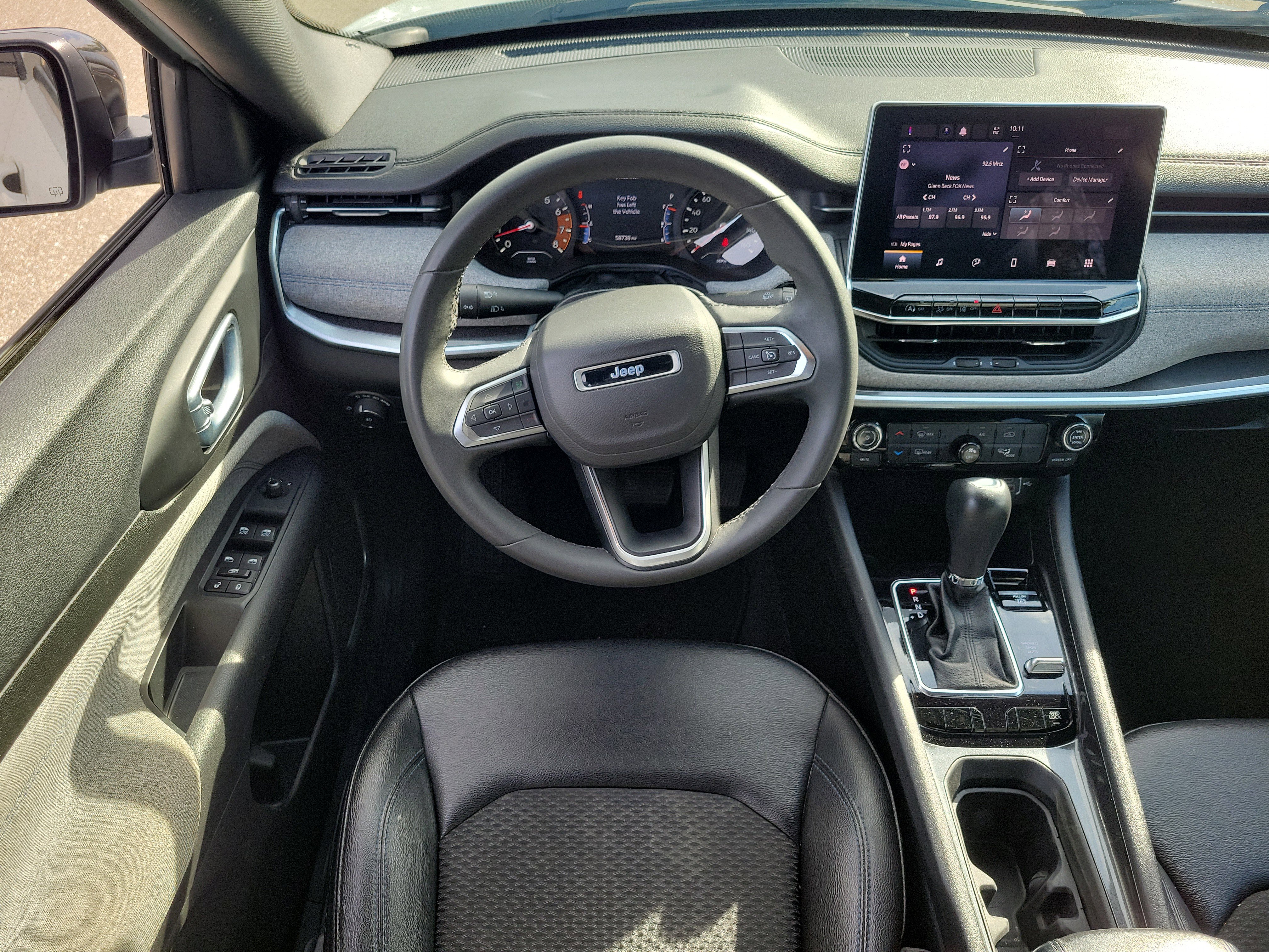 Used 2024 Jeep Compass Latitude image 17