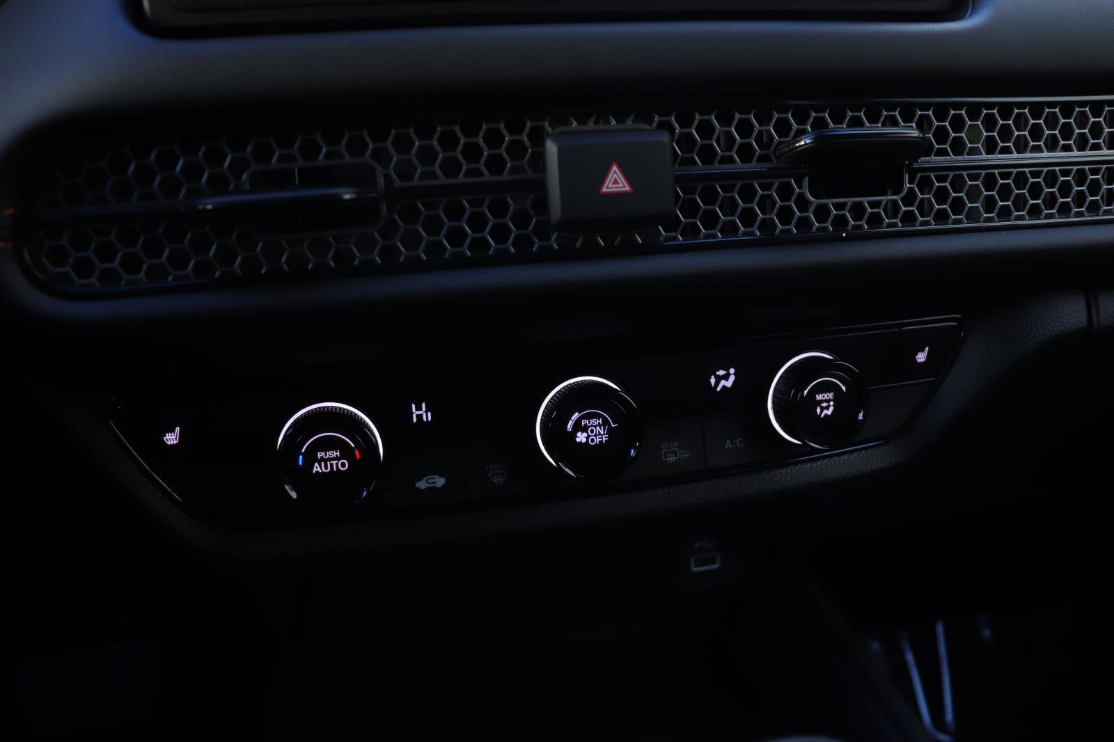 Used 2025 Honda HR-V Sport image 27