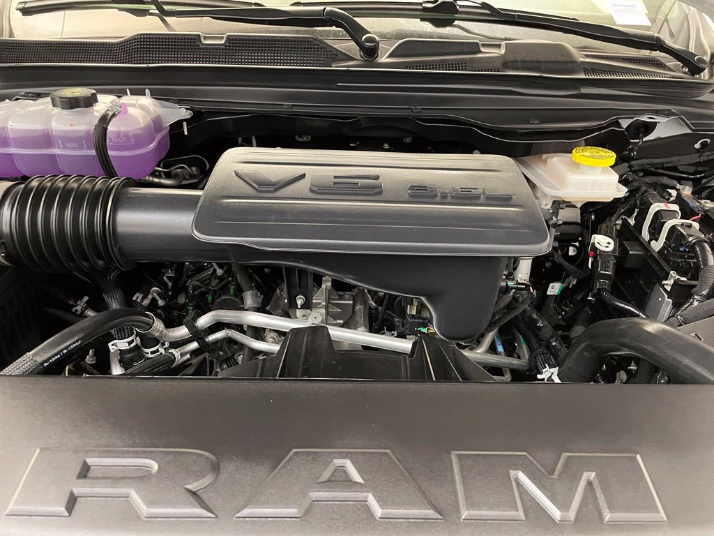 New 2026 RAM 1500 Express AWD/4WD image 18