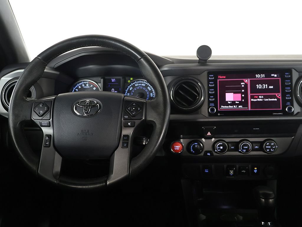 Used 2020 Toyota Tacoma TRD Off-Road AWD/4WD image 34
