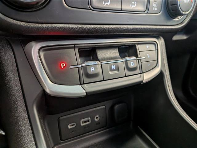Used 2024 GMC Terrain SLE FWD image 17