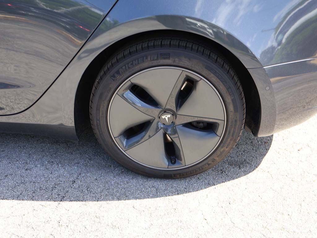 Used 2018 Tesla Model 3 Long Range AWD/4WD image 22