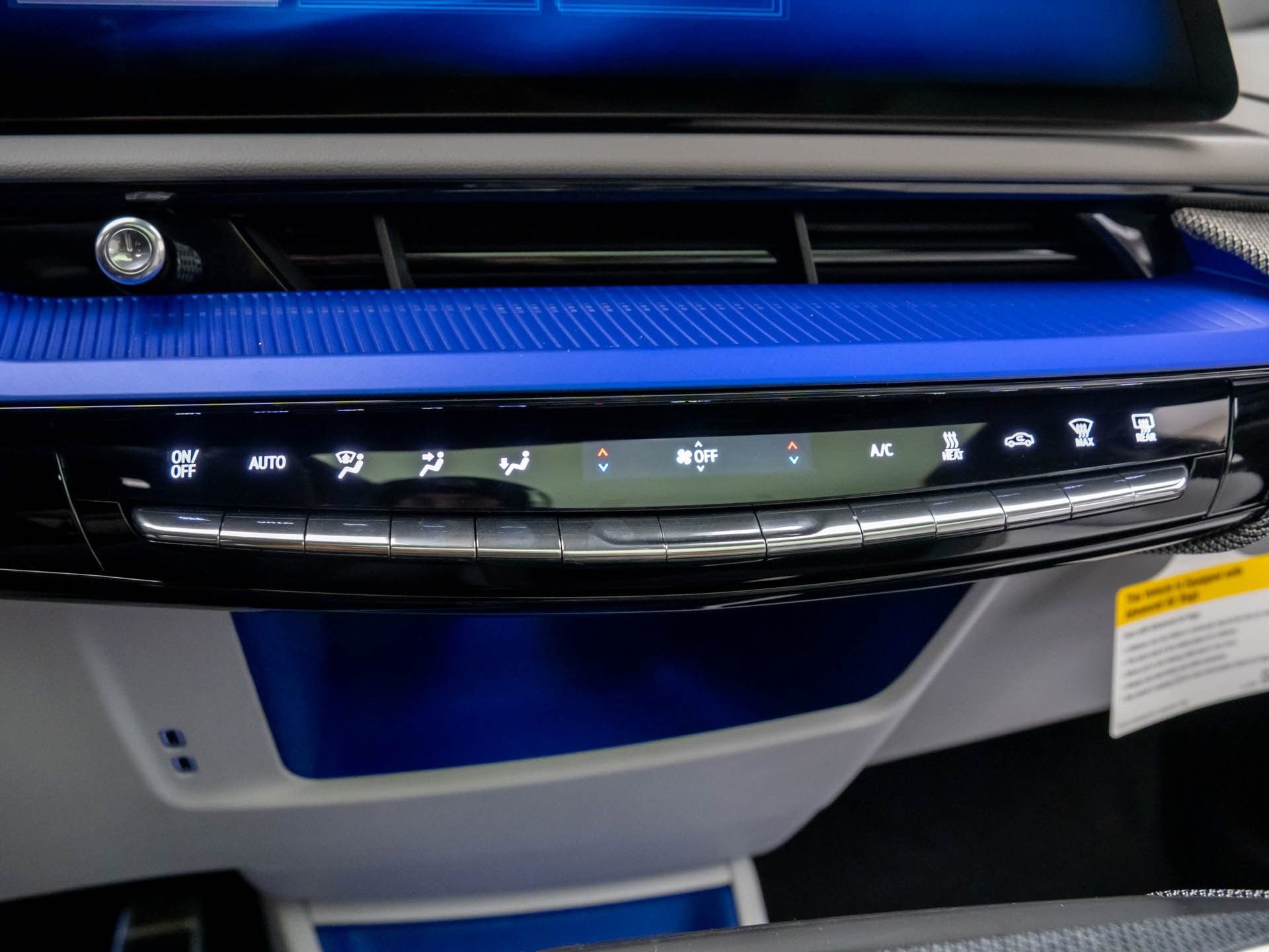 New 2026 Cadillac Optiq Sport 1 image 25