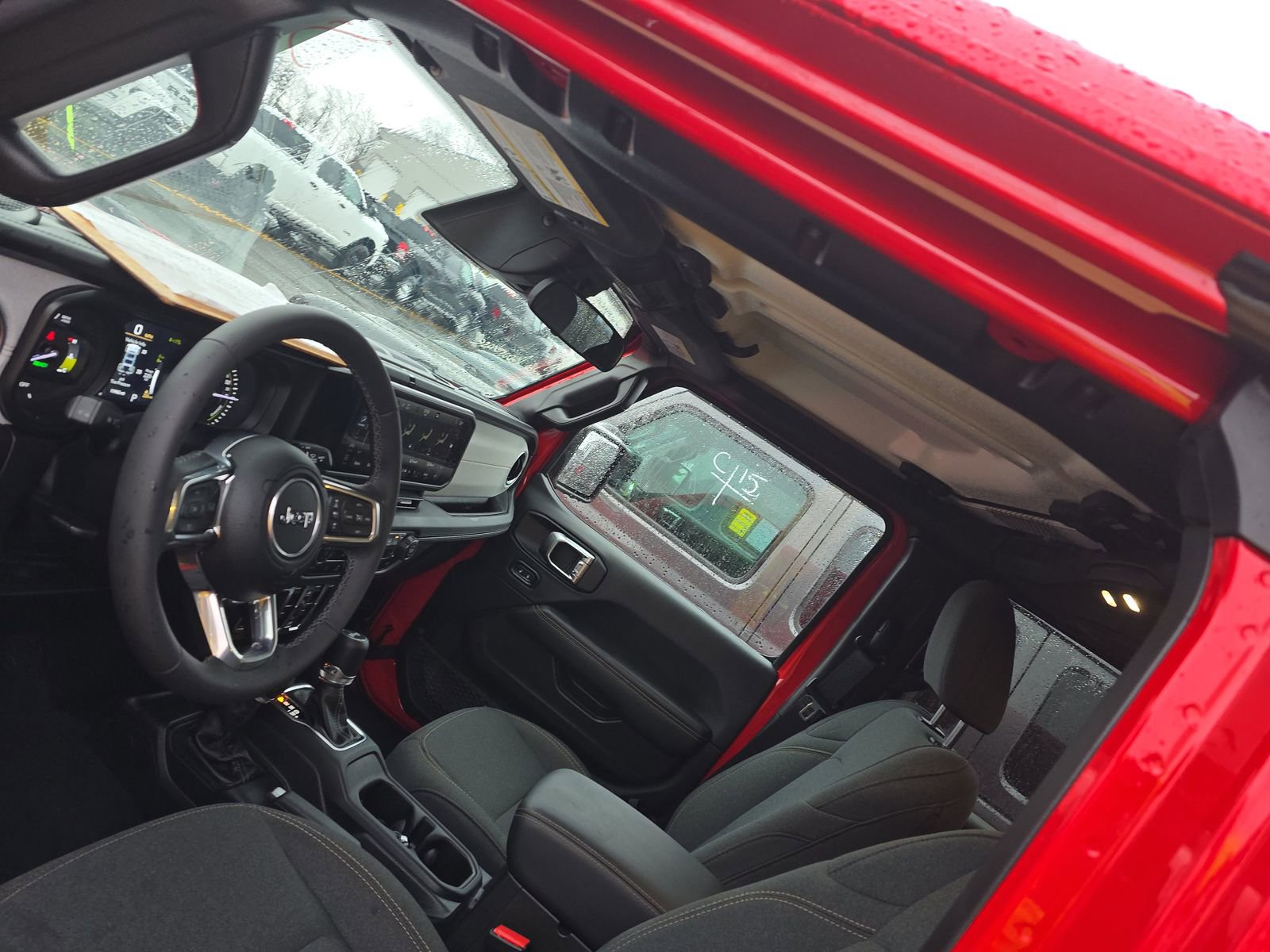 Used 2025 Jeep Wrangler Unlimited Sahara AWD/4WD image 14