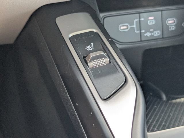 Used 2025 Kia Sorento S w/ Panoramic Sunroof Package FWD image 21