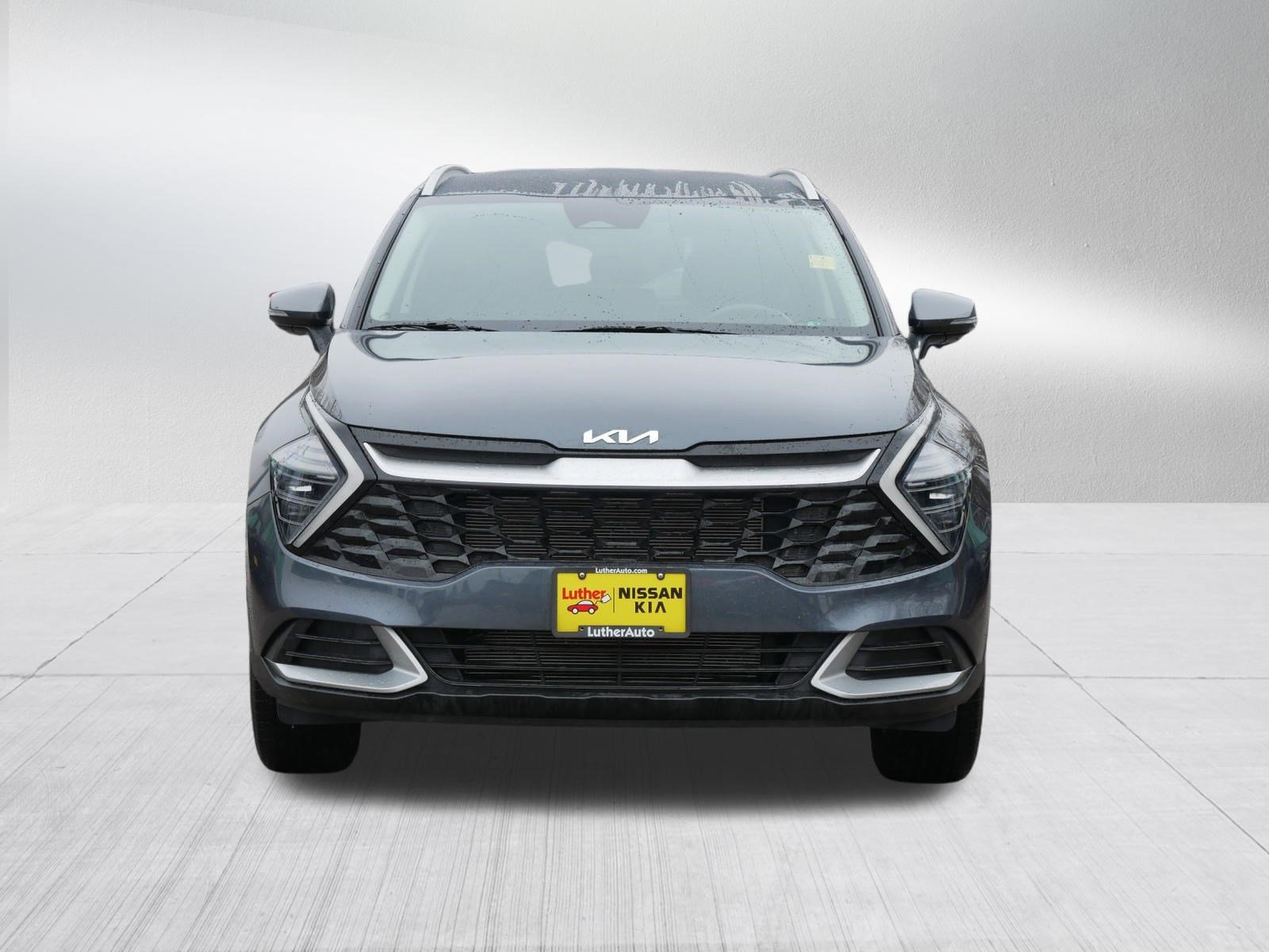 Certified 2024 Kia Sportage EX image 2