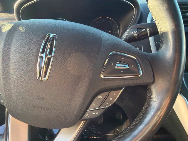 Used 2017 Lincoln MKC Reserve w/ Lincoln MKC Climate Package AWD/4WD image 22