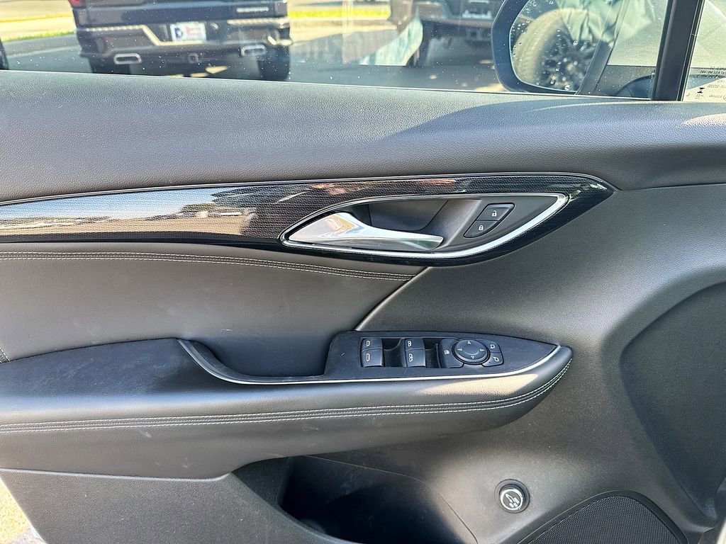 Used 2023 Buick Envision Preferred image 9