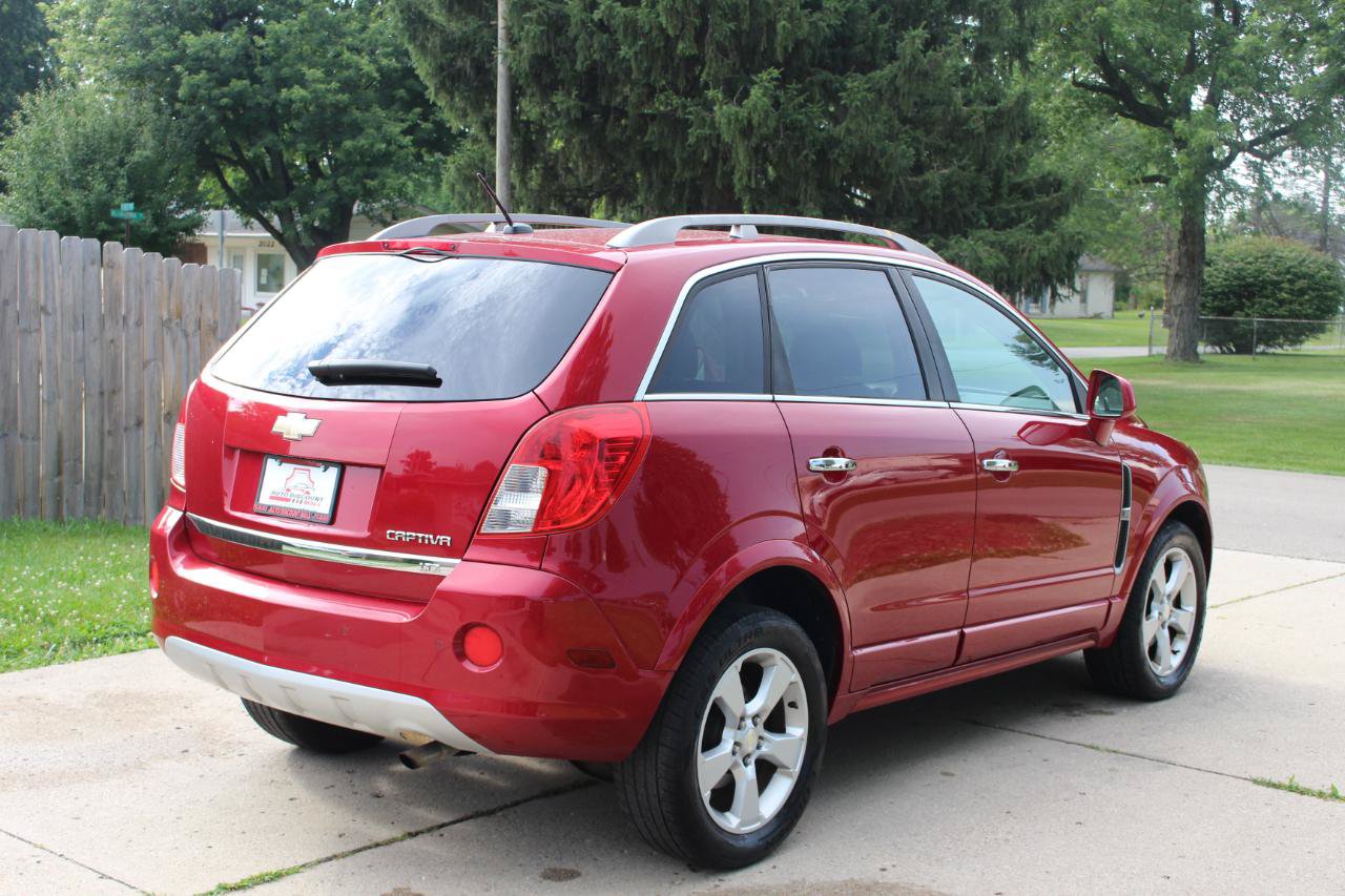 Used 2014 Chevrolet Captiva Sport LTZ FWD image 9