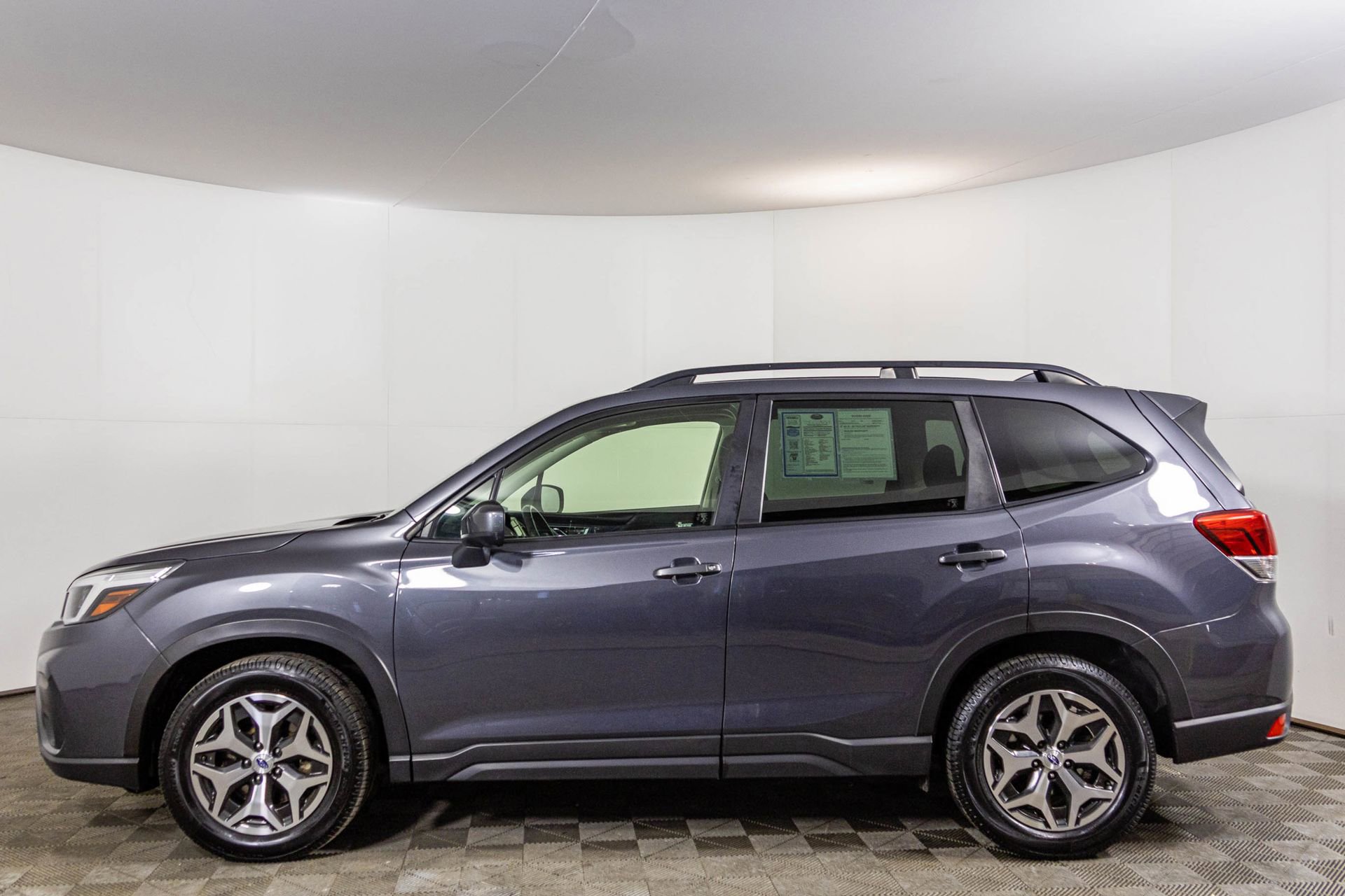 Used 2020 Subaru Forester Premium image 20