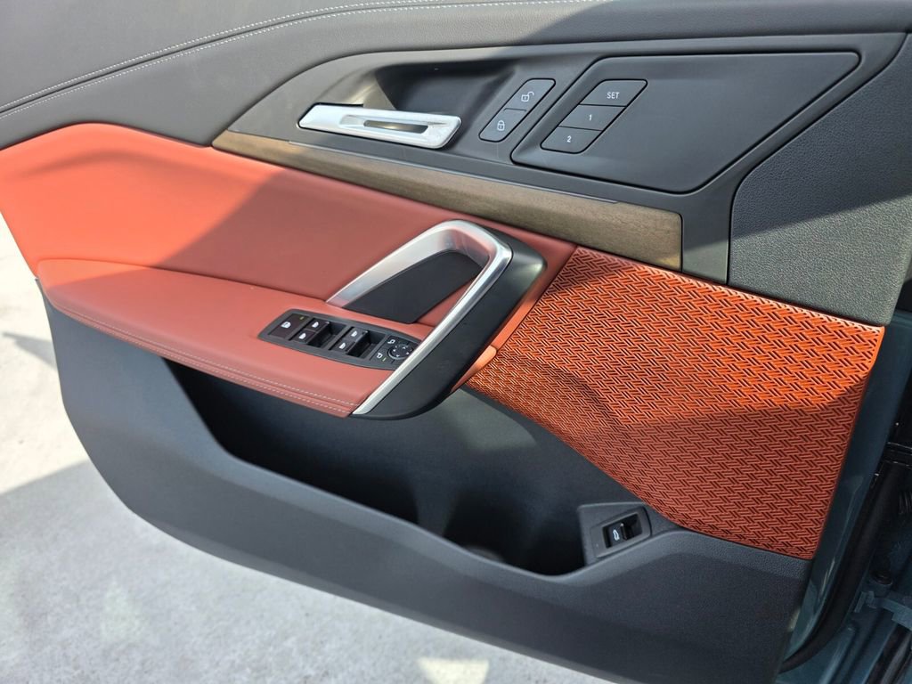 New 2026 BMW X1 xDrive28i w/ Technology Package image 16