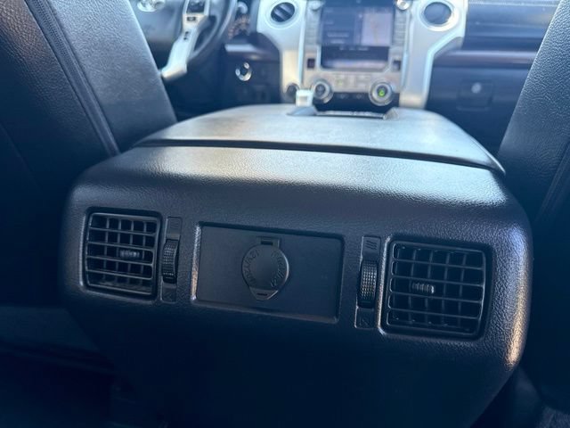 Used 2020 Toyota Tundra Limited w/ Limited Premium Package AWD/4WD image 29