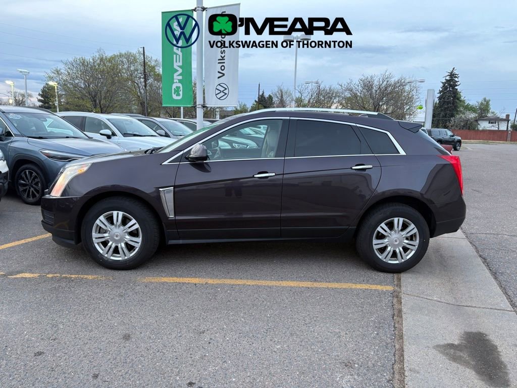Used 2015 Cadillac SRX Luxury image 2