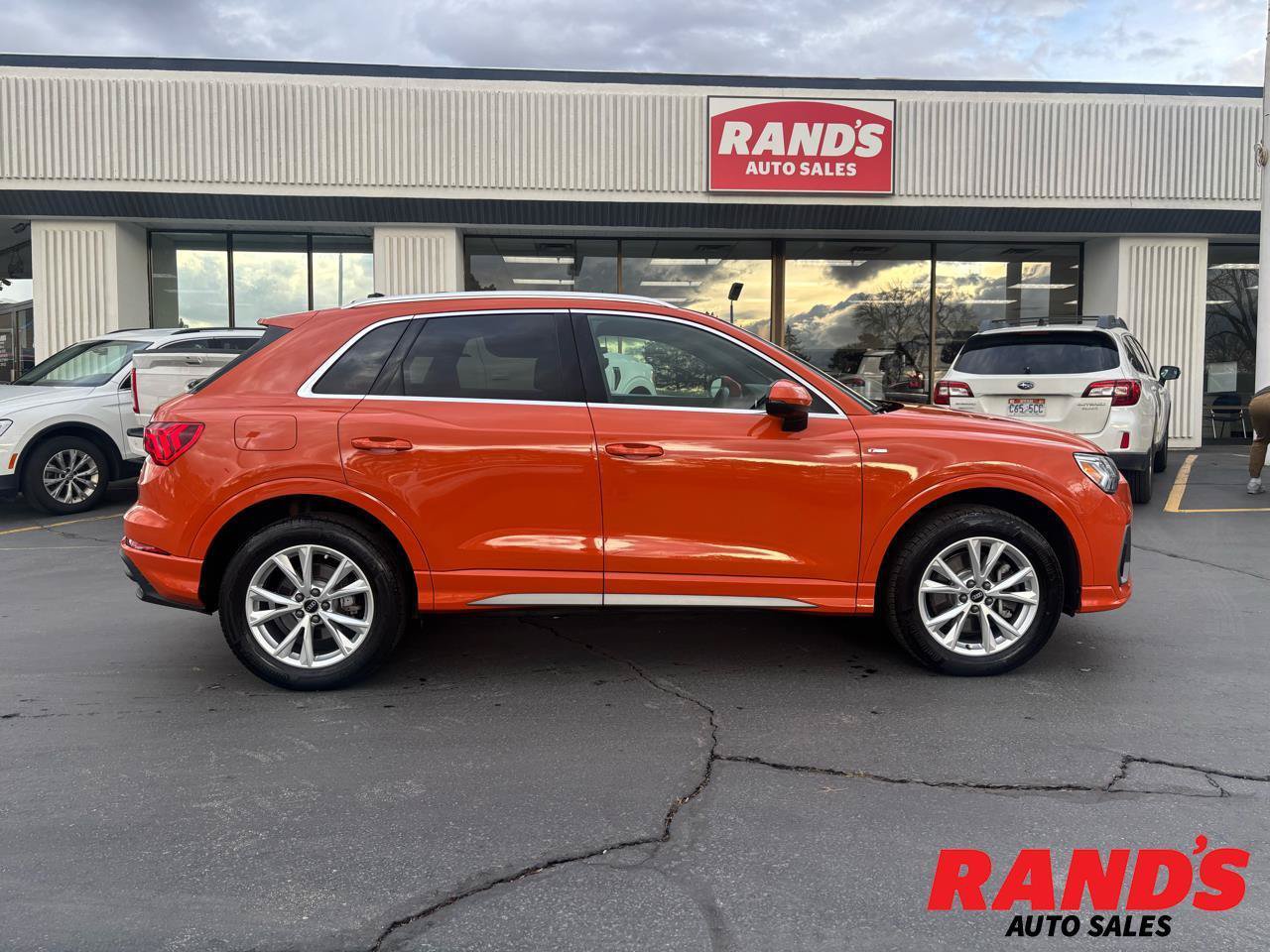 Used 2023 Audi Q3 2.0T Premium Plus w/ Premium Plus Package AWD/4WD image 1