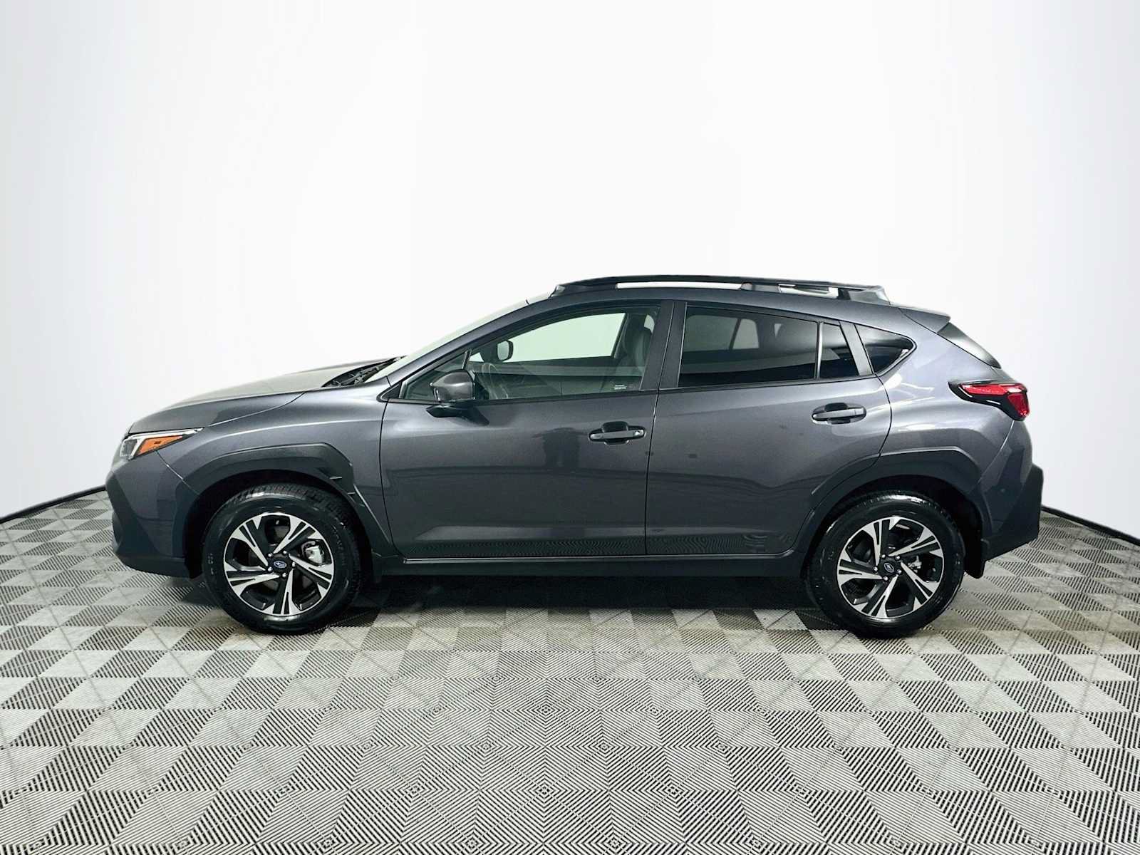 Certified 2026 Subaru Crosstrek 2.5i Premium AWD/4WD image 4