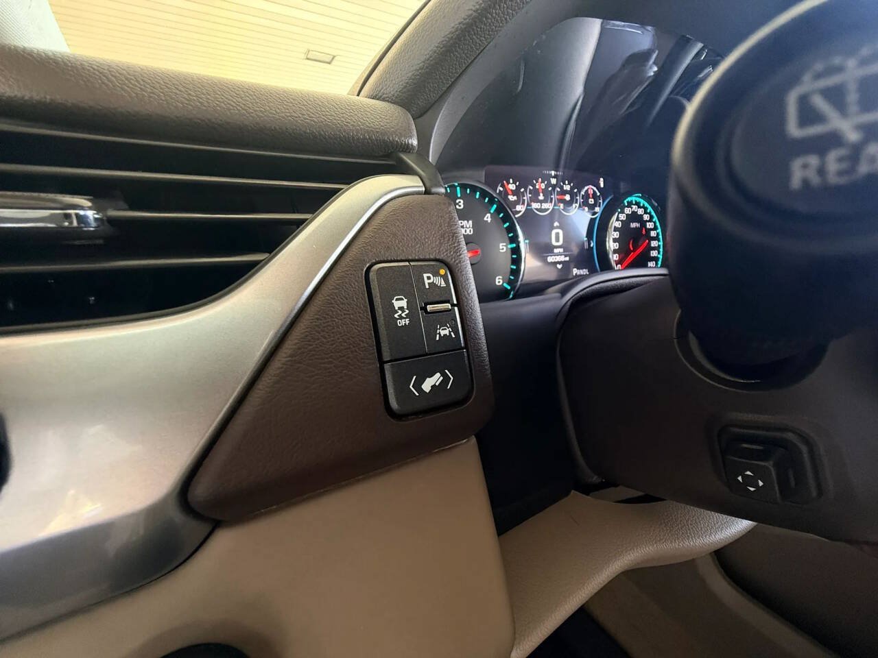Used 2017 Chevrolet Tahoe Premier AWD/4WD image 29