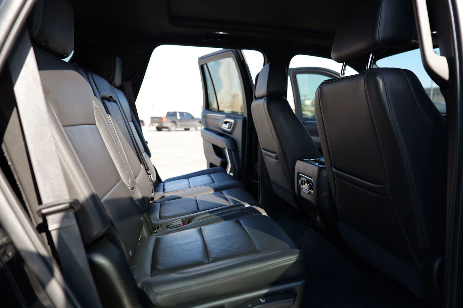 Used 2021 Chevrolet Tahoe LT image 30