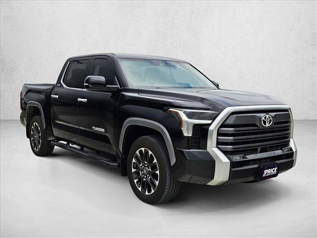 Used 2025 Toyota Tundra Limited AWD/4WD image 3