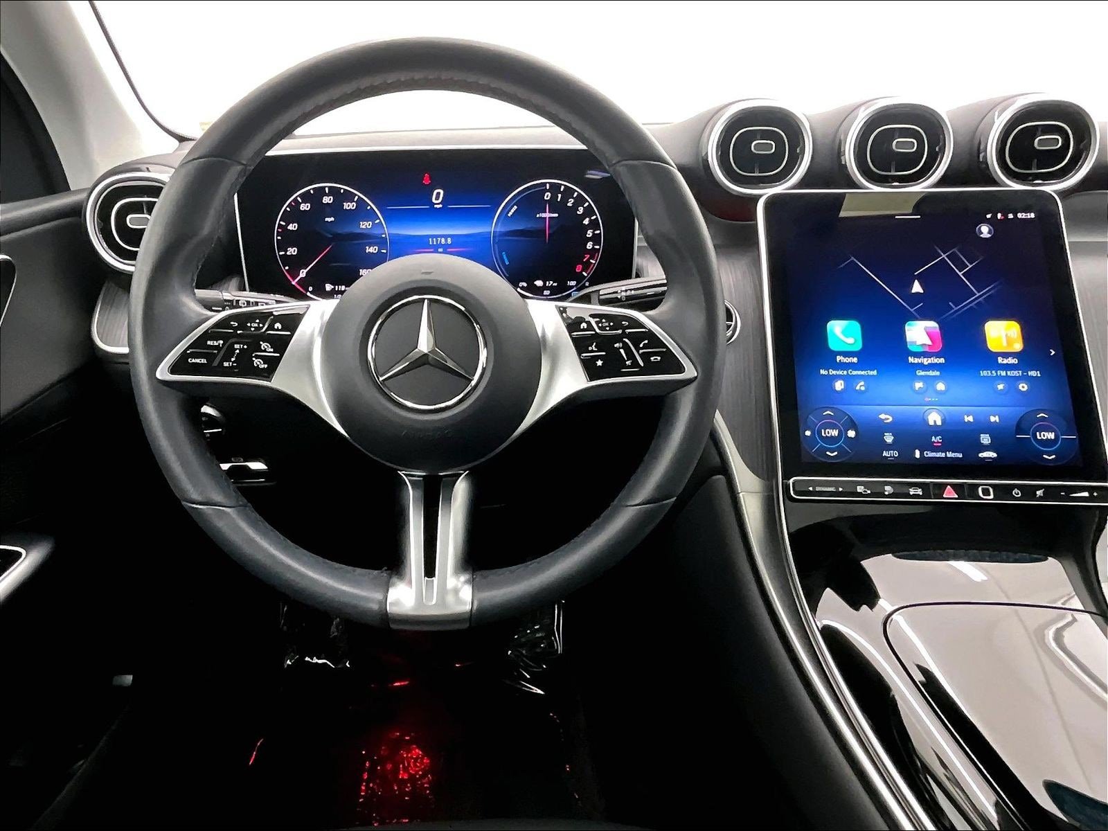 Certified 2025 Mercedes-Benz GLC 350e 4MATIC image 4