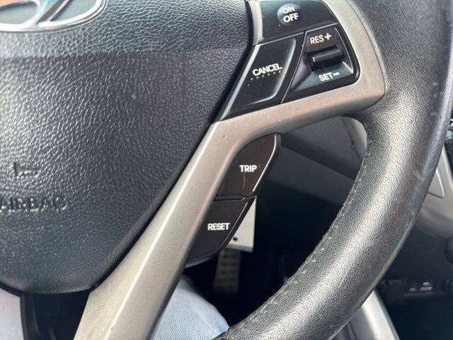 Used 2013 Hyundai Veloster w/ Style Pkg FWD image 22
