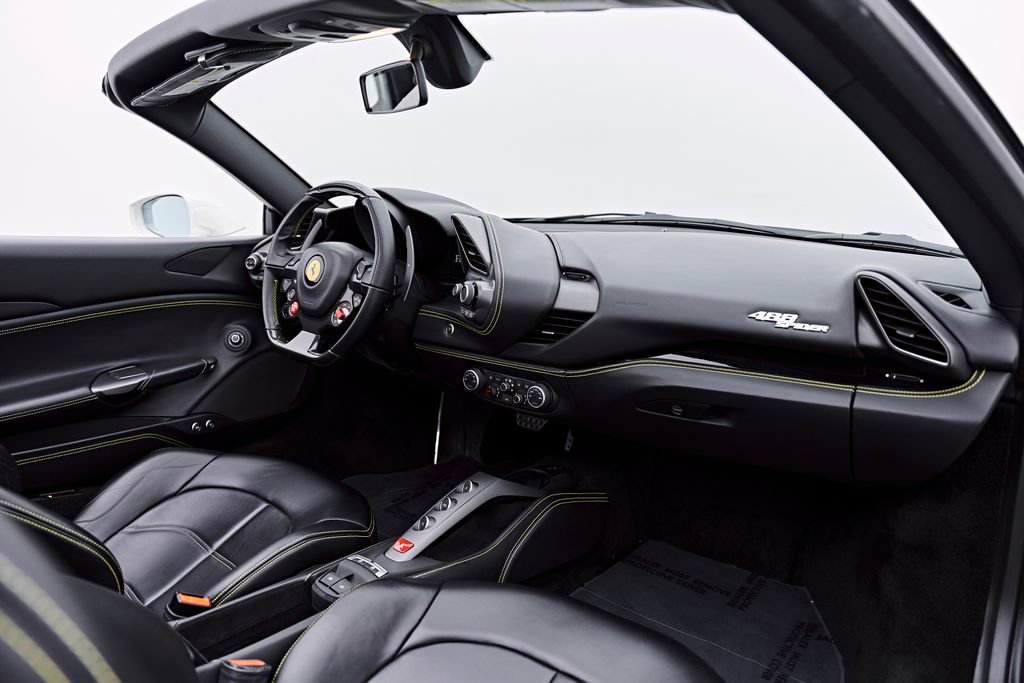 Used 2019 Ferrari 488 Spider RWD image 55