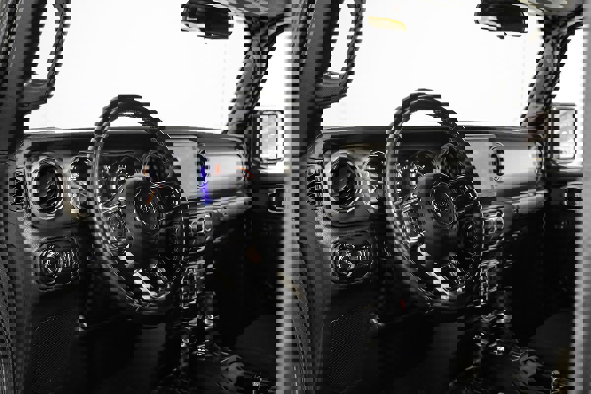 Used 2020 Jeep Gladiator Sport w/ Quick Order Package 24S image 17