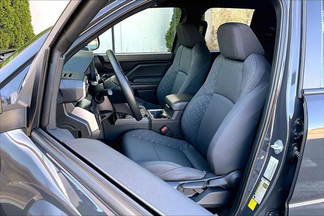 Certified 2025 Toyota Tacoma SR5 AWD/4WD image 9