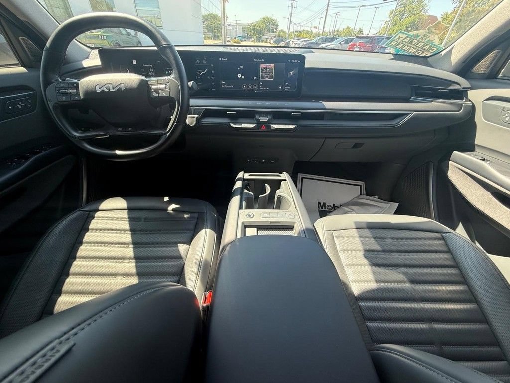 Used 2024 Kia EV9 Land AWD/4WD image 18