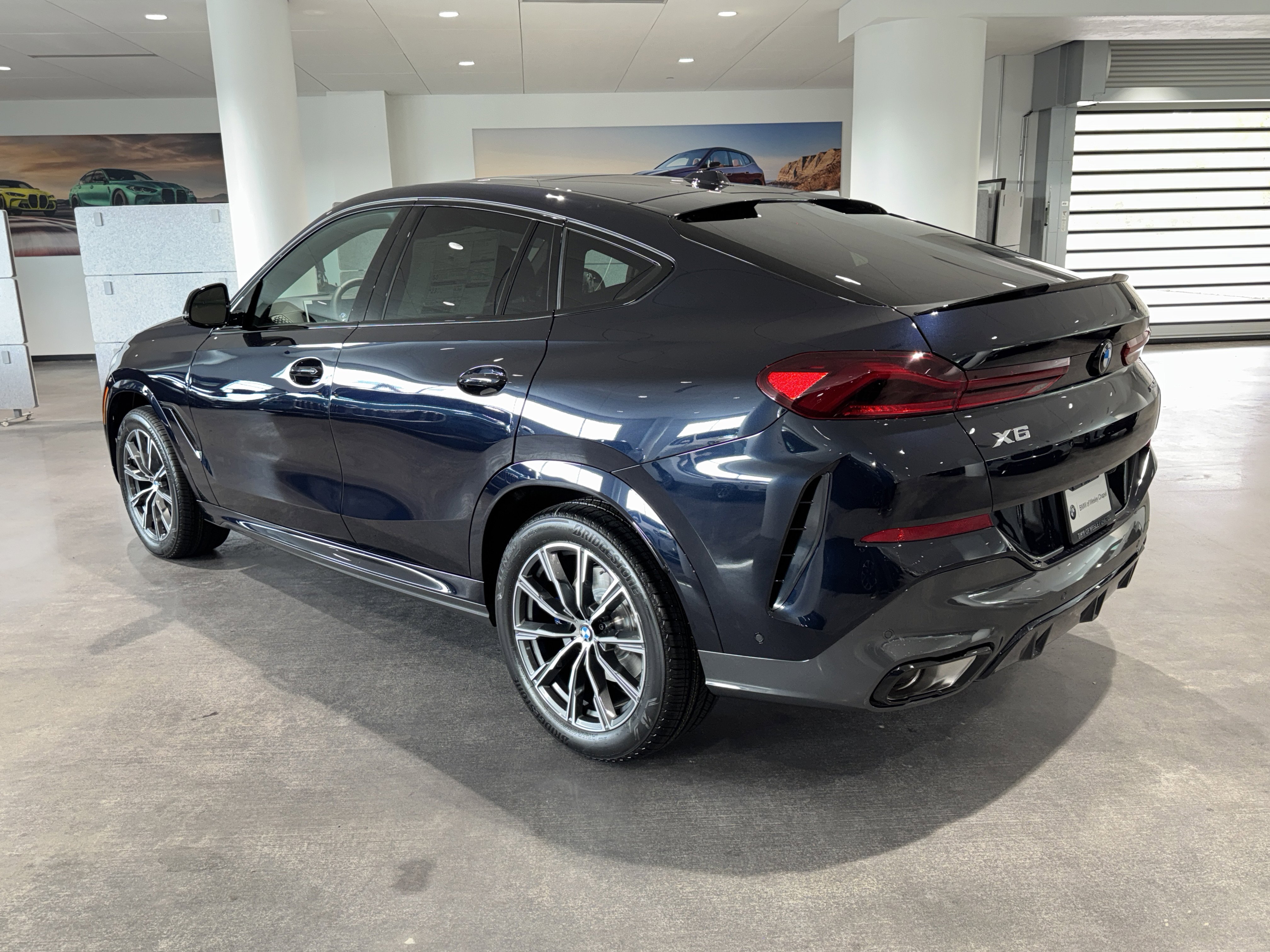 New 2026 BMW X6 xDrive40i w/ Climate Comfort Package image 5