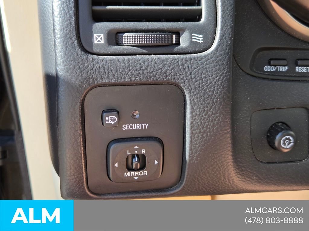 Used 2006 Lexus SC 430 Convertible image 25